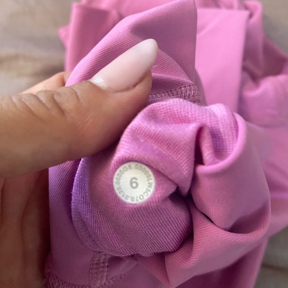 🍋Lululemon Wunder Under Pink Leggings 25”🍋 - Picture 2 of 4